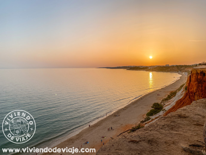 Atardecer desde praia da Falésia