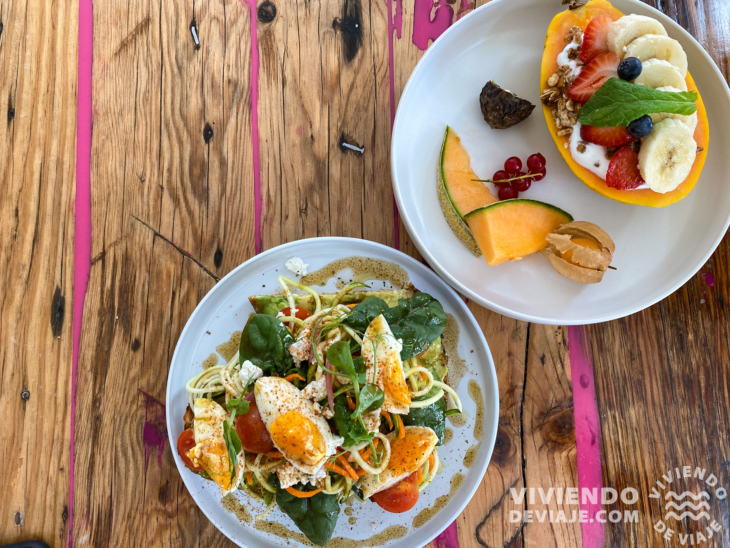 Desayuno en Coffee & Waves, Lagos