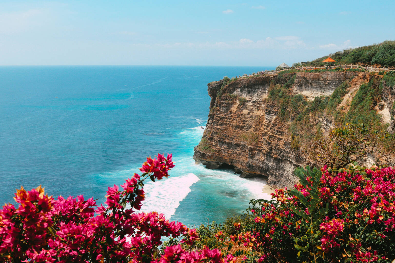Uluwatu | La mejor zona donde alojarse en Bali para hacer surf
