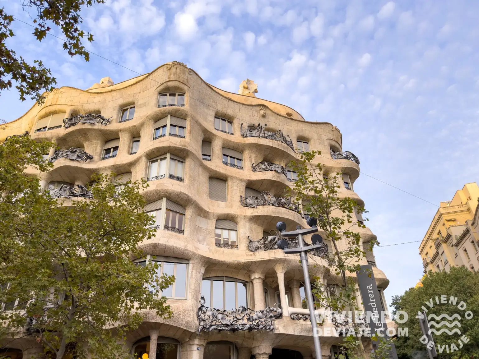 Exterior de la Pedrera en Passeig de Gràcia.