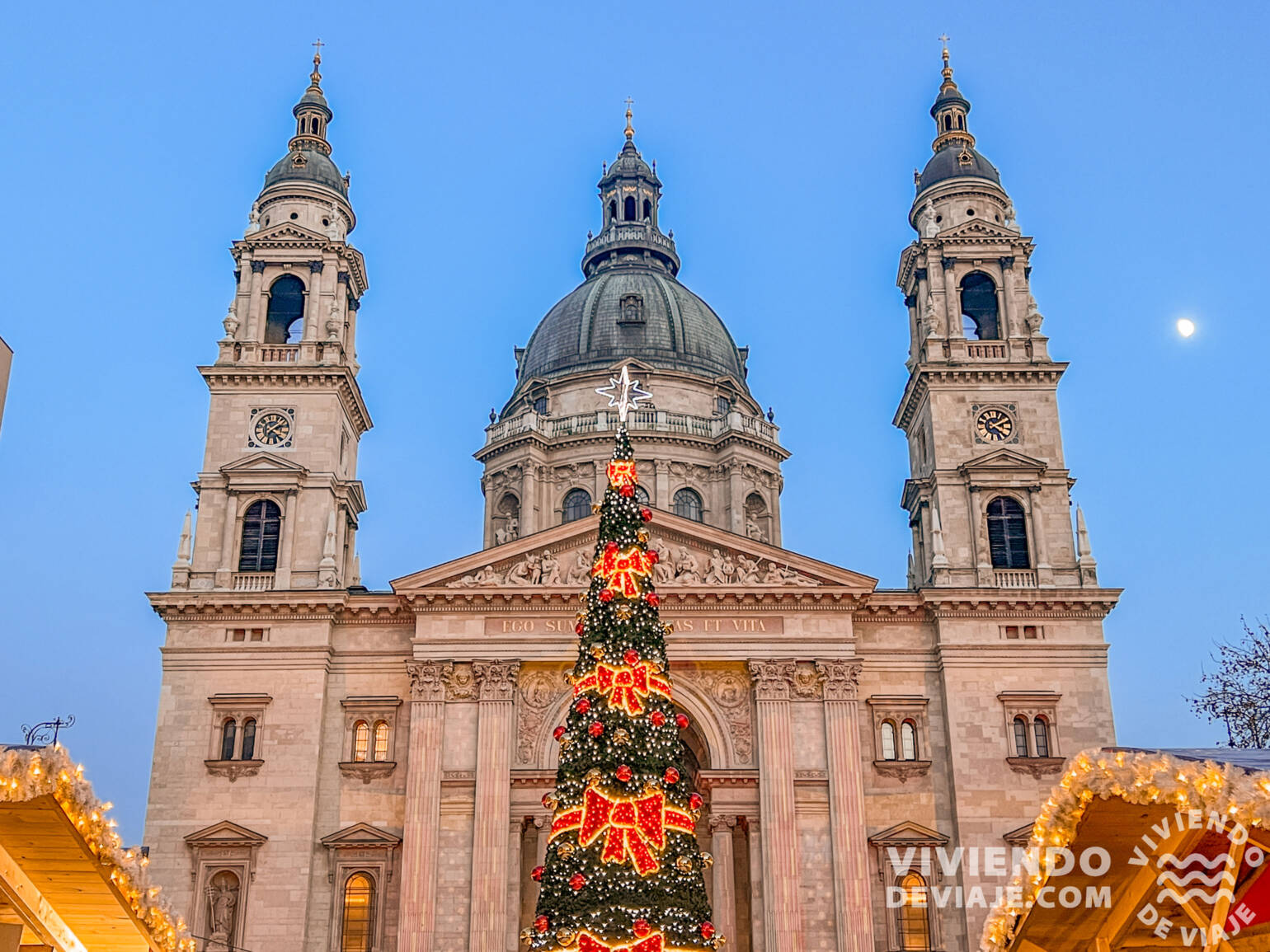 Mercado navideño de la plaza de la Basílica - Budapest