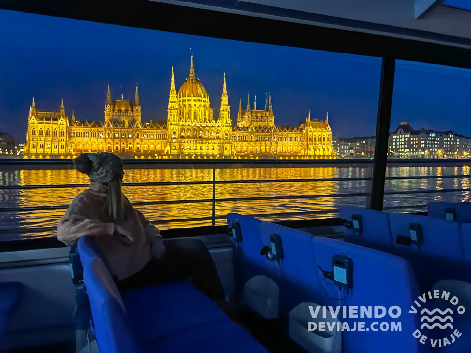 Paseo en barco por el río Danubio