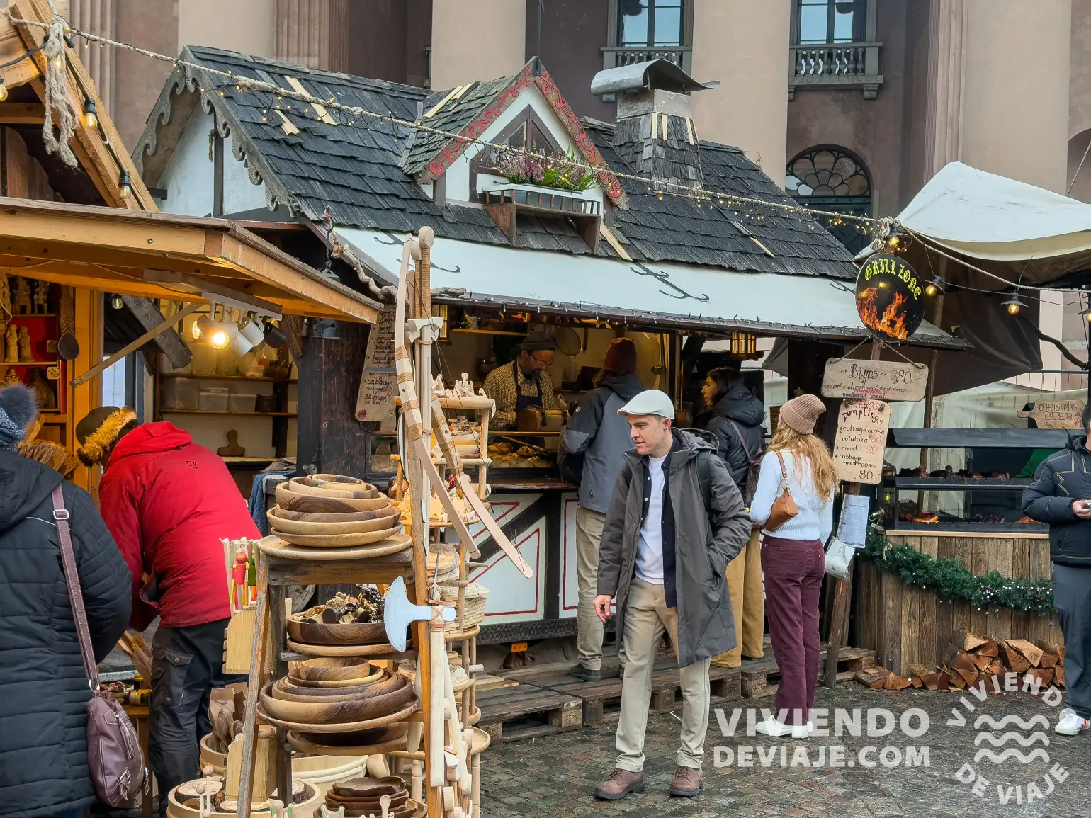 Mercado de artesanos en Copenhague en Navidad