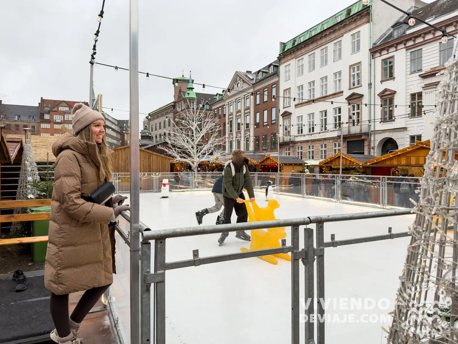 Pista de patinaje en el Mercado navideño Nytorv & Gammeltorv