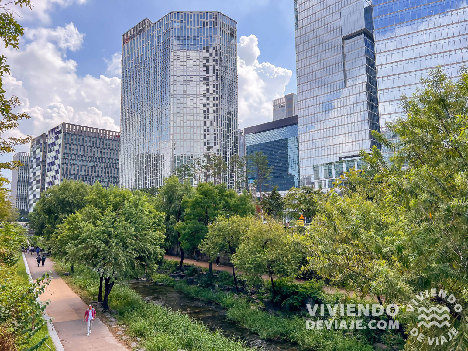 Cheonggyecheon, un trocito de naturaleza en el centro de Seúl