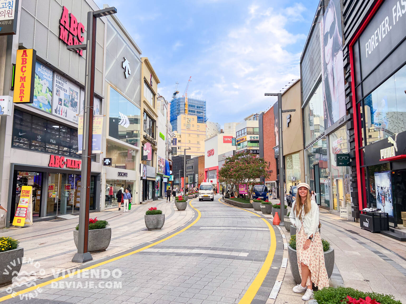 Calle comercial Gwangbok-ro | Lugares que ver en Busán