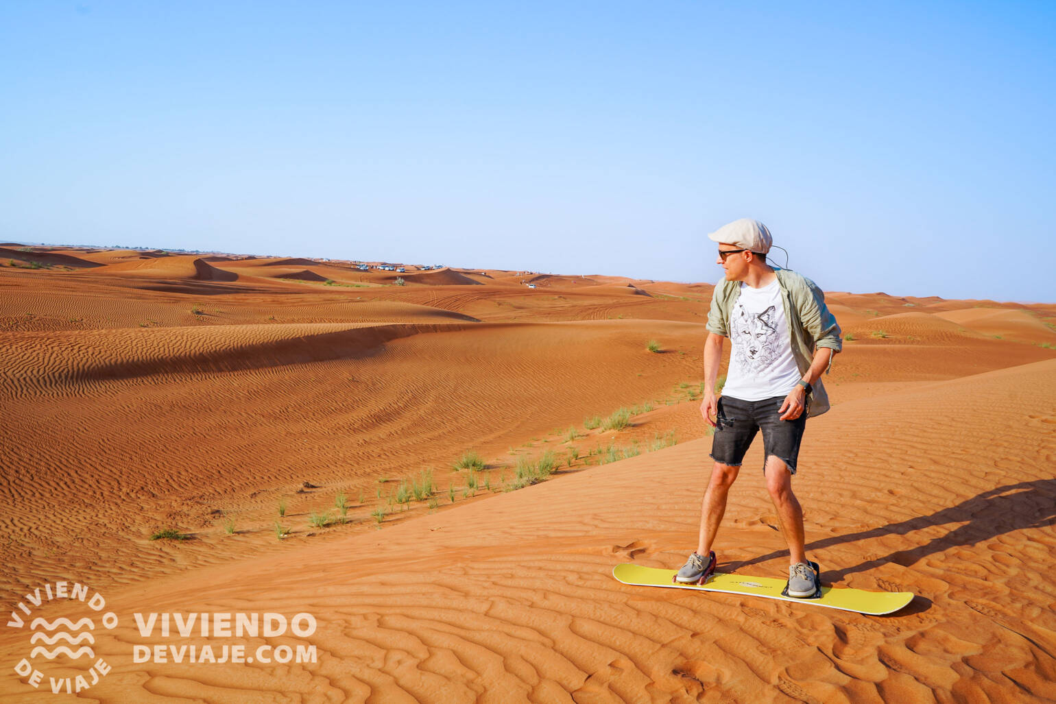 Sandboard en el desierto de Dubái