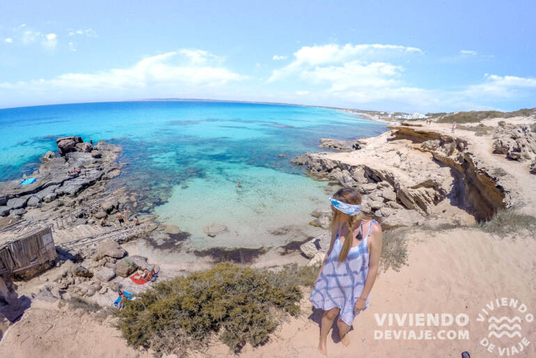 Caló d'es Mort, un imprescindible que ver en Formentera