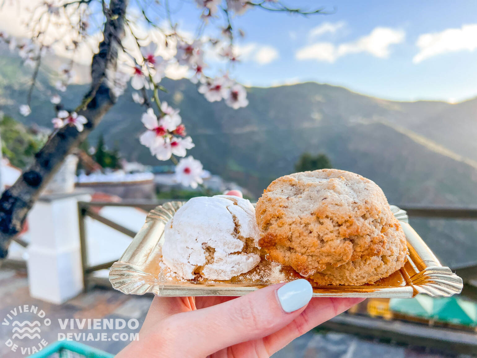 Dulces de almendra en Tejeda
