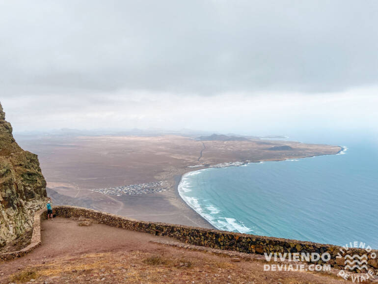 Mirador del Risco de Famara | Imprescindible en tu ruta por Lanzarote en 4 días