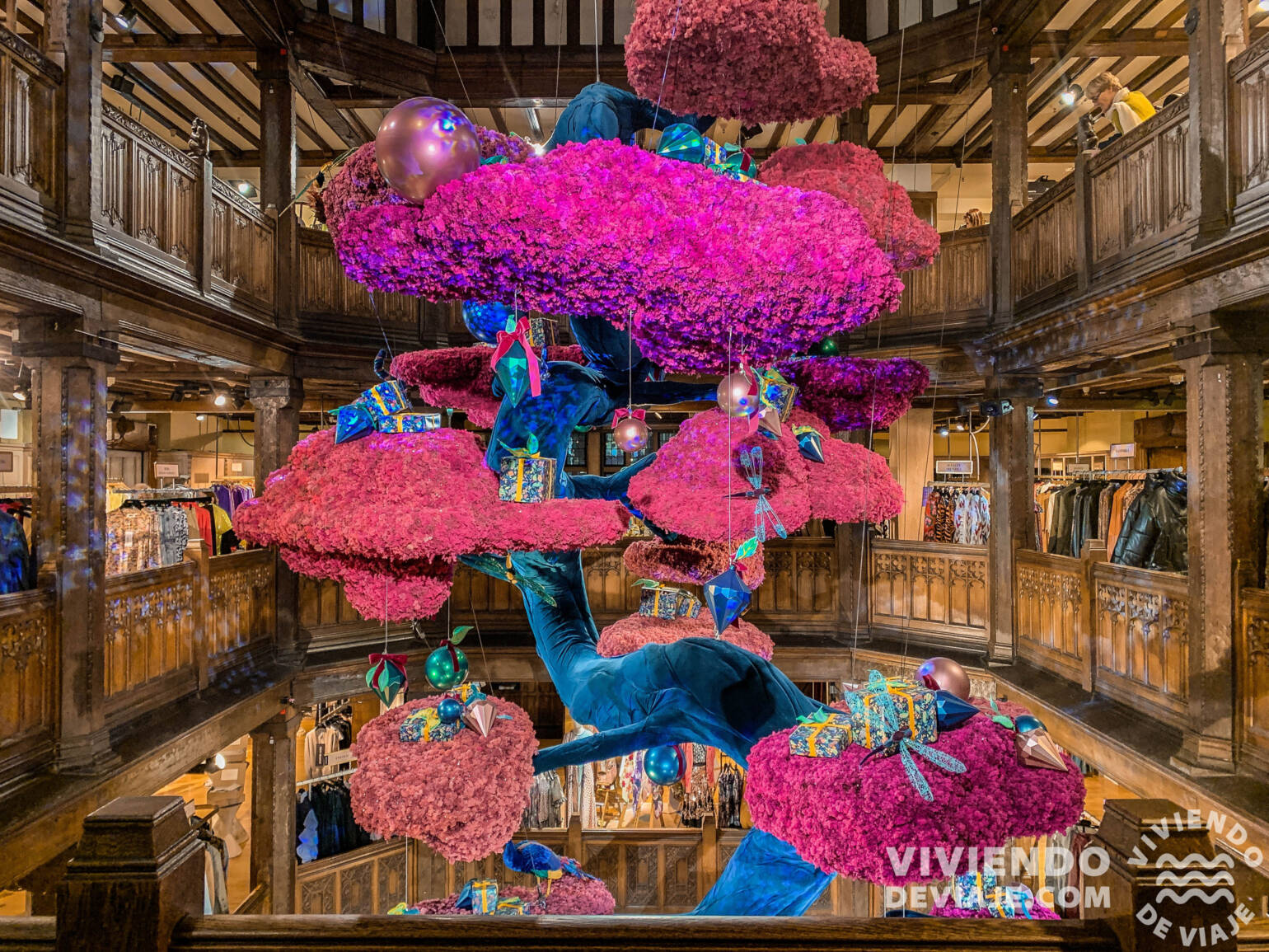 Árbol de Navidad en Liberty London