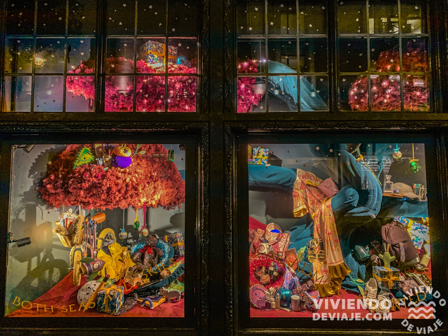 Escaparate de Liberty London en Navidad