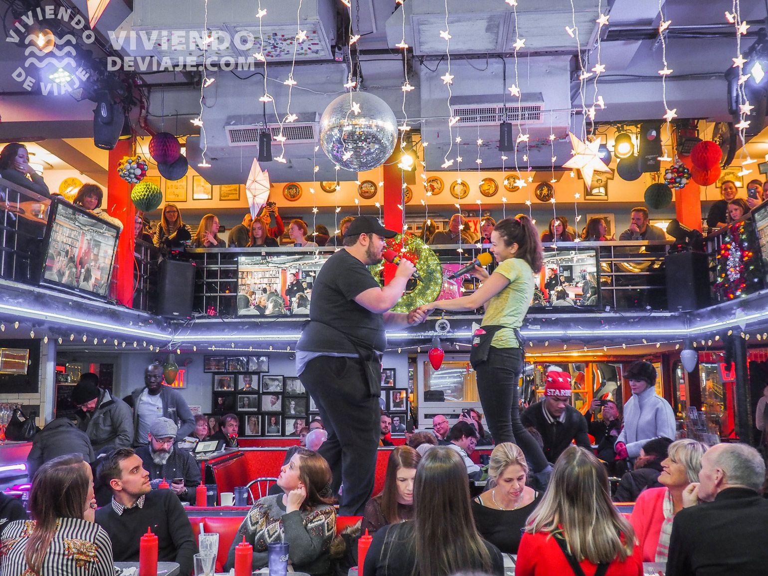 Ellen Stardust, lugar recomendado donde comer en Nueva York