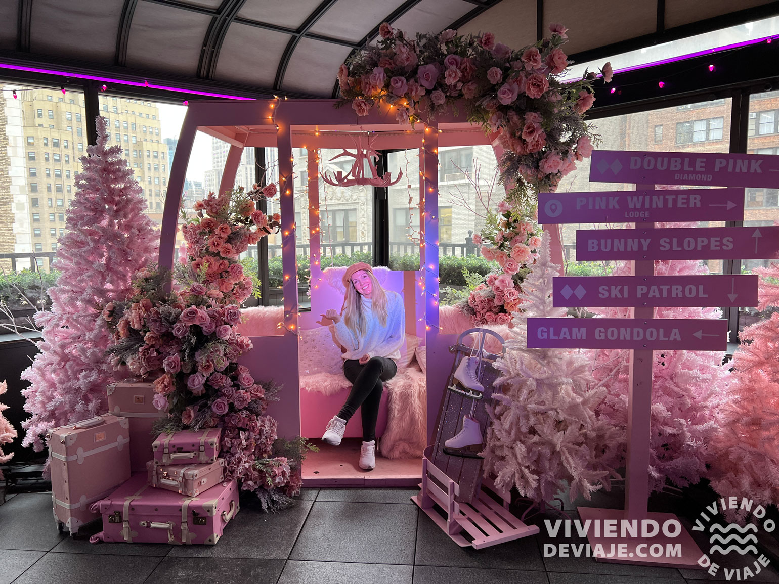 Magic Hour Rooftop Bar & Lounge en el Moxy NYC