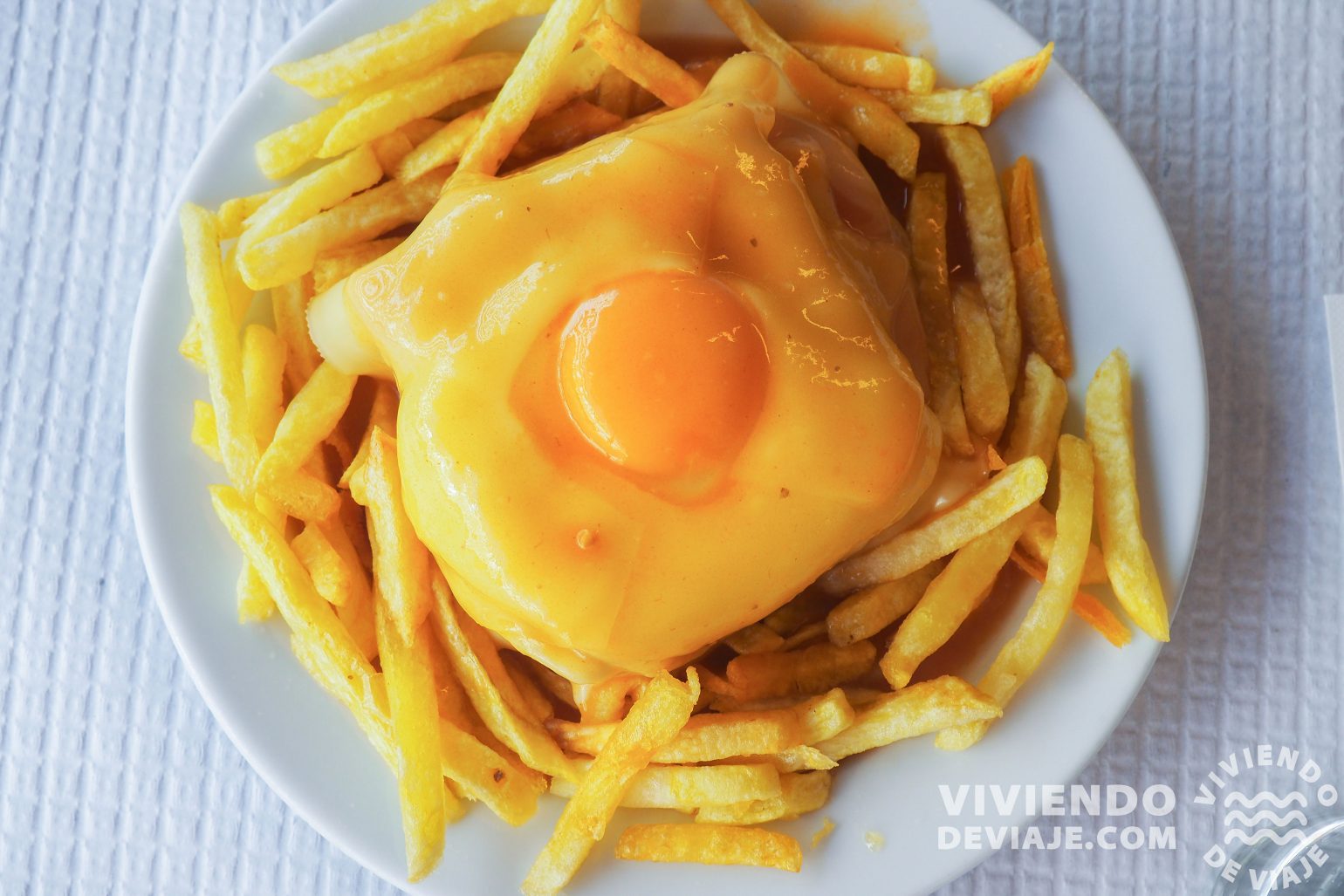 Francesinha en Cafe Santiago