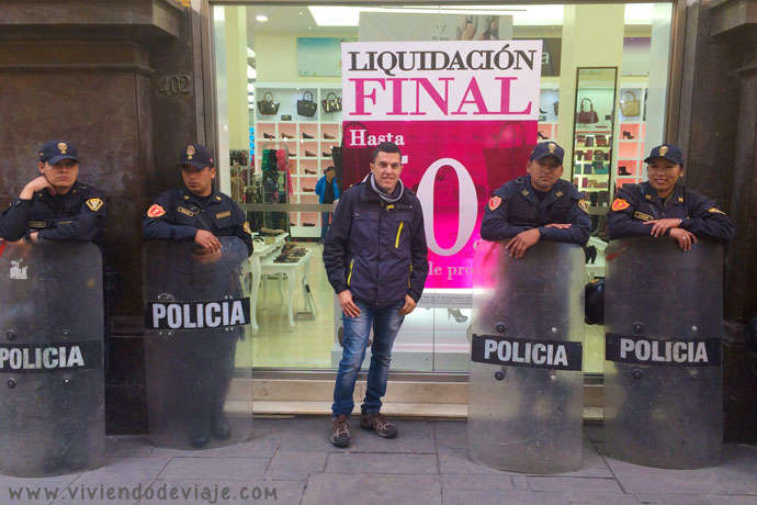policia.lima Lima