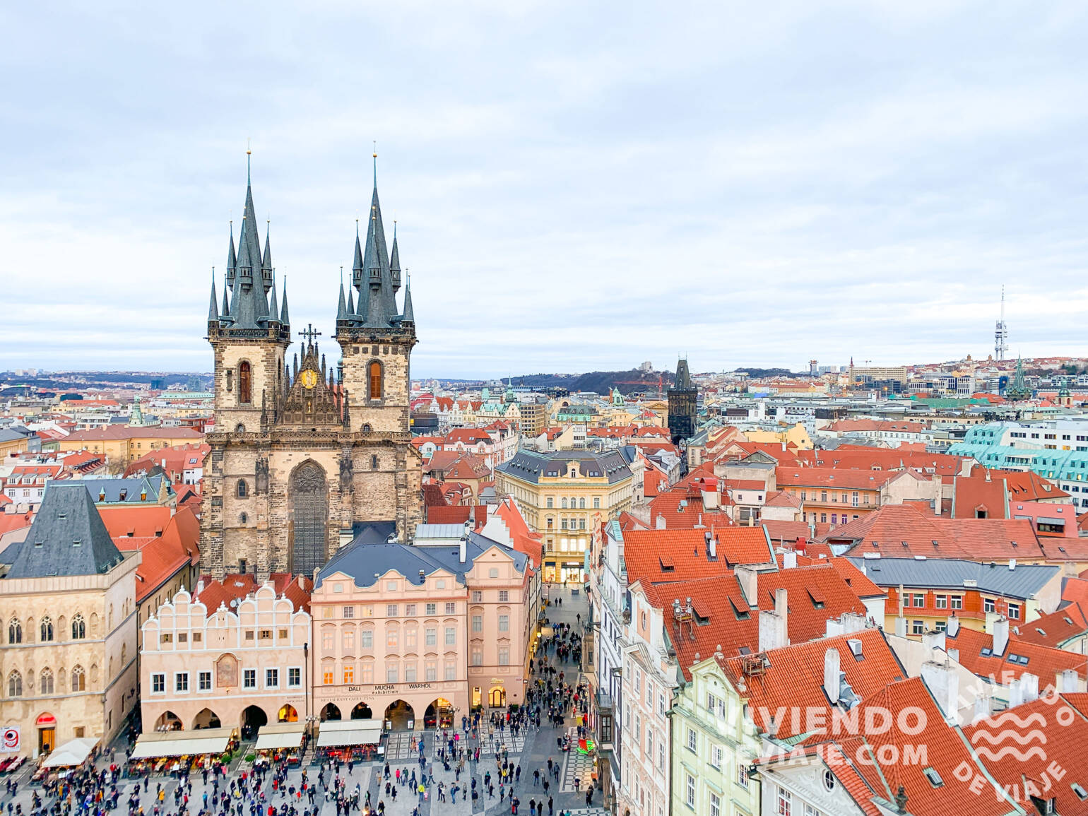 Cómo ir del aeropuerto de Praga al centro