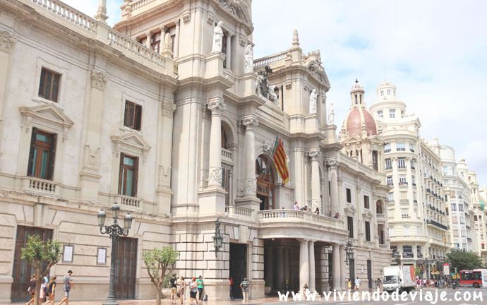 Subir gratis al balcón del ayuntamiento de Valencia