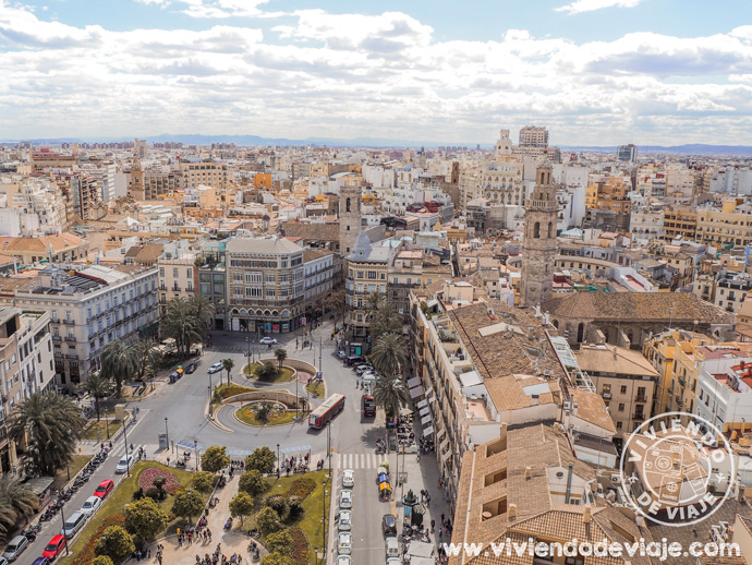 Vistas de la Plaza de la Reina desde el Miguelete
