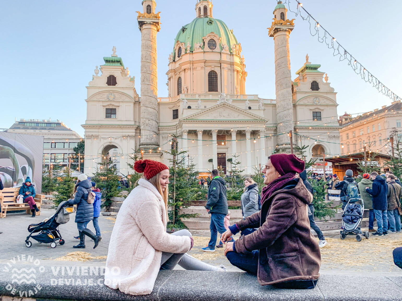 Mercado navideño de la Plaza de San Carlos (Karlsplatz)
